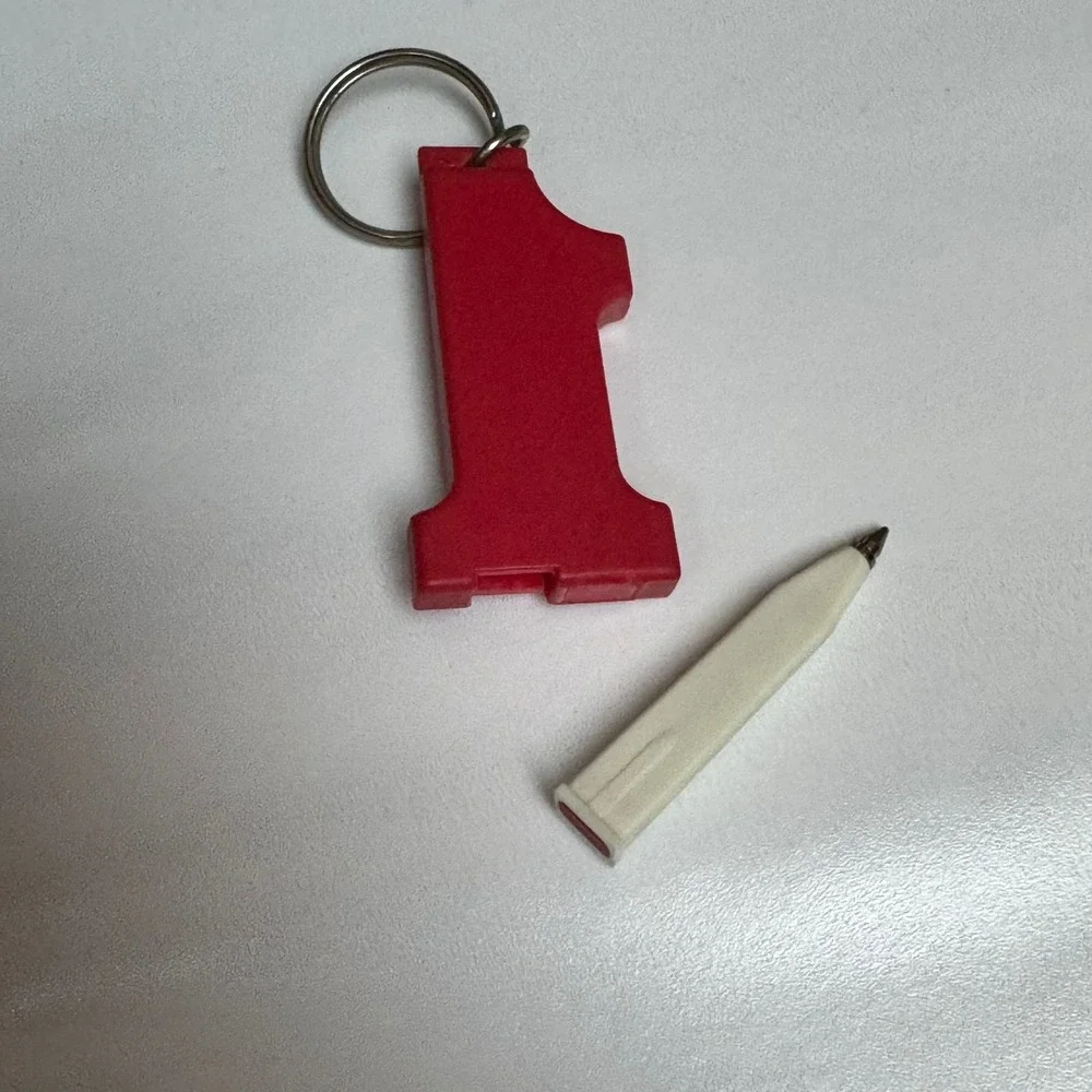 Coca Cola Number 1 One Keychain  Hidden‎ Mini Pen Does not Work Key Ring Fob